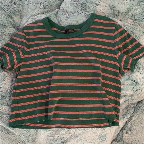 Rare Zine Red and Green Crop Top - Picture 2 of 2